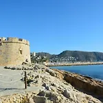 Вилла Sea Breeze Escape Pedramala