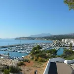 Вилла Sea Breeze Escape *