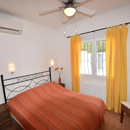 Sea Breeze Escape Villa *